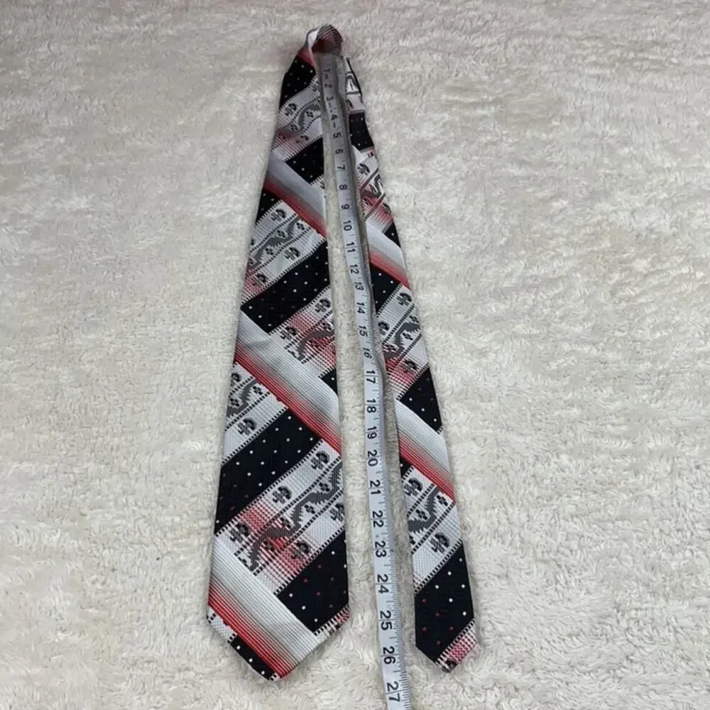 Vintage lot of‎ 2 Harleys Shorewood fly fishing necktie geometric red black tie